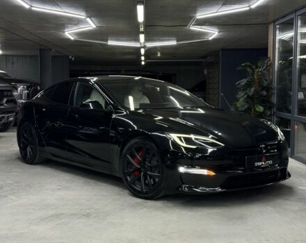 Черный Тесла Модель С, объемом двигателя 0 л и пробегом 21 тыс. км за 46500 $, фото 2 на Automoto.ua