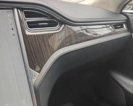 Тесла Модель С 2013 в Киеве на Automoto.ua Черный Тесла Модель С, объемом двигателя 0 л и пробегом 315 тыс. км за 10200 $, фото 7 на Automoto.ua