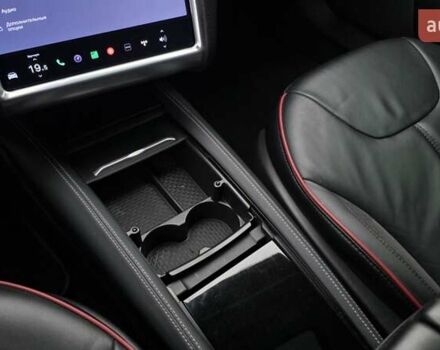 Чорний Тесла Модель С, об'ємом двигуна 0 л та пробігом 148 тис. км за 14499 $, фото 22 на Automoto.ua