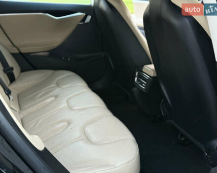 Чорний Тесла Модель С, об'ємом двигуна 0 л та пробігом 148 тис. км за 11999 $, фото 33 на Automoto.ua