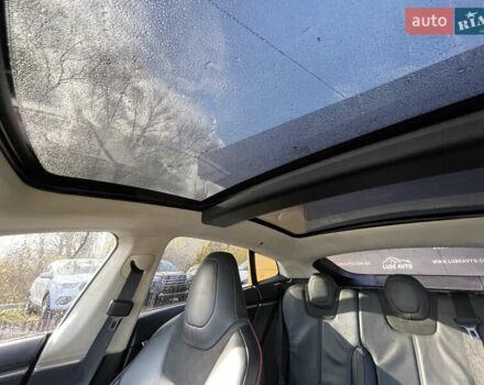 Черный Тесла Модель С, объемом двигателя 0 л и пробегом 30 тыс. км за 14800 $, фото 10 на Automoto.ua