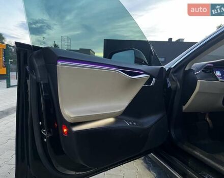Черный Тесла Модель С, объемом двигателя 0 л и пробегом 230 тыс. км за 11500 $, фото 13 на Automoto.ua