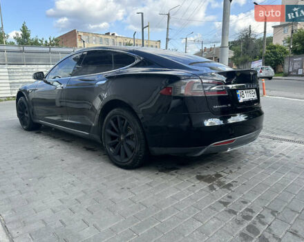 Черный Тесла Модель С, объемом двигателя 0 л и пробегом 125 тыс. км за 13300 $, фото 8 на Automoto.ua