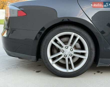 Чорний Тесла Модель С, об'ємом двигуна 0 л та пробігом 148 тис. км за 11999 $, фото 21 на Automoto.ua