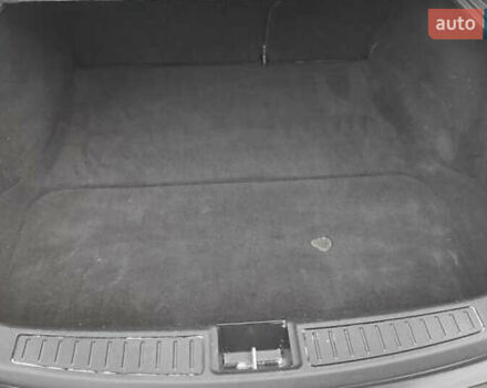 Тесла Модель С 2013 в Киеве на Automoto.ua Черный Тесла Модель С, объемом двигателя 0 л и пробегом 315 тыс. км за 12200 $, фото 9 на Automoto.ua