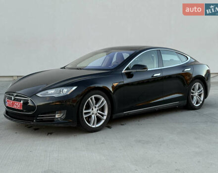 Чорний Тесла Модель С, об'ємом двигуна 0 л та пробігом 148 тис. км за 11999 $, фото 4 на Automoto.ua