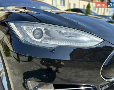 Черный Тесла Модель С, объемом двигателя 0 л и пробегом 145 тыс. км за 15000 $, фото 47 на Automoto.ua