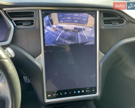 Черный Тесла Модель С, объемом двигателя 0 л и пробегом 30 тыс. км за 14800 $, фото 13 на Automoto.ua