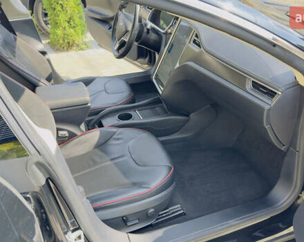 Черный Тесла Модель С, объемом двигателя 0 л и пробегом 145 тыс. км за 15000 $, фото 28 на Automoto.ua