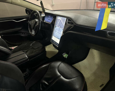 Черный Тесла Модель С, объемом двигателя 0 л и пробегом 125 тыс. км за 13300 $, фото 19 на Automoto.ua