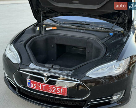 Чорний Тесла Модель С, об'ємом двигуна 0 л та пробігом 148 тис. км за 11999 $, фото 24 на Automoto.ua