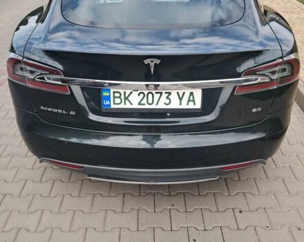 Черный Тесла Модель С, объемом двигателя 0 л и пробегом 370 тыс. км за 11900 $, фото 1 на Automoto.ua