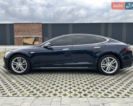 Черный Тесла Модель С, объемом двигателя 0 л и пробегом 186 тыс. км за 13400 $, фото 3 на Automoto.ua