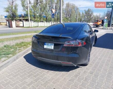 Черный Тесла Модель С, объемом двигателя 0 л и пробегом 200 тыс. км за 17900 $, фото 6 на Automoto.ua