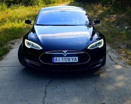 Черный Тесла Модель С, объемом двигателя 0 л и пробегом 312 тыс. км за 12700 $, фото 1 на Automoto.ua