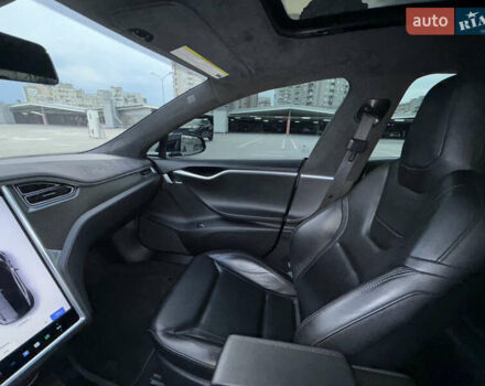 Черный Тесла Модель С, объемом двигателя 0 л и пробегом 55 тыс. км за 17900 $, фото 44 на Automoto.ua