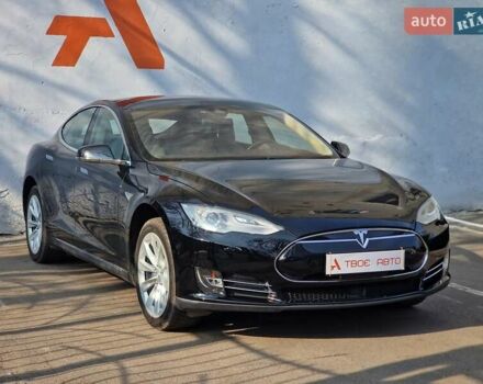 Черный Тесла Модель С, объемом двигателя 0 л и пробегом 60 тыс. км за 17490 $, фото 5 на Automoto.ua