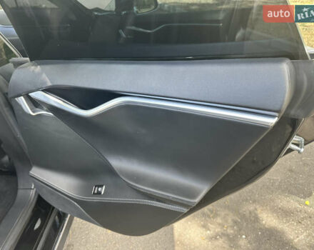 Черный Тесла Модель С, объемом двигателя 0 л и пробегом 239 тыс. км за 14500 $, фото 23 на Automoto.ua