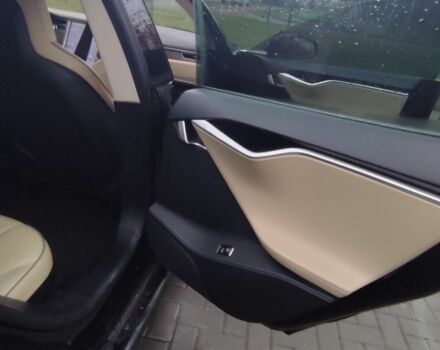 Черный Тесла Модель С, объемом двигателя 0.47 л и пробегом 200 тыс. км за 11699 $, фото 6 на Automoto.ua