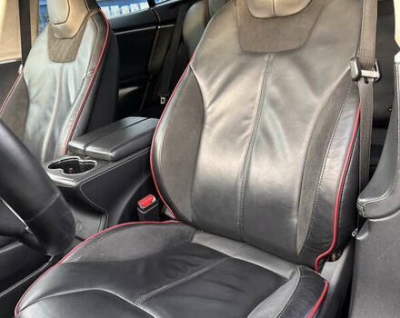 Черный Тесла Модель С, объемом двигателя 0 л и пробегом 116 тыс. км за 14950 $, фото 20 на Automoto.ua