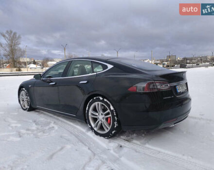 Чорний Тесла Модель С, об'ємом двигуна 0 л та пробігом 245 тис. км за 12400 $, фото 4 на Automoto.ua