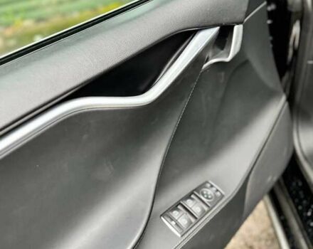 Чорний Тесла Модель С, об'ємом двигуна 0 л та пробігом 200 тис. км за 10900 $, фото 7 на Automoto.ua