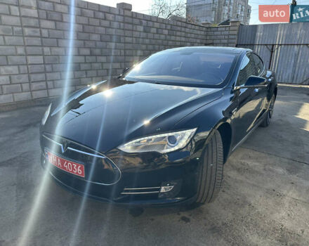 Черный Тесла Модель С, объемом двигателя 0 л и пробегом 103 тыс. км за 17500 $, фото 5 на Automoto.ua
