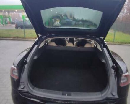 Чорний Тесла Модель С, об'ємом двигуна 0 л та пробігом 200 тис. км за 11690 $, фото 7 на Automoto.ua