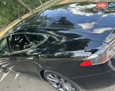 Черный Тесла Модель С, объемом двигателя 0 л и пробегом 239 тыс. км за 14500 $, фото 35 на Automoto.ua
