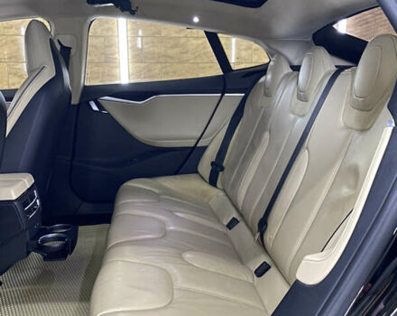 Чорний Тесла Модель С, об'ємом двигуна 0 л та пробігом 145 тис. км за 15900 $, фото 12 на Automoto.ua