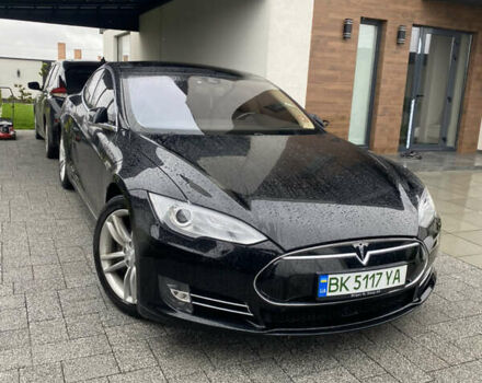 Тесла Модель С 2014 в Ровно на Automoto.ua Черный Тесла Модель С, объемом двигателя 0 л и пробегом 215 тыс. км за 11700 $, фото 14 на Automoto.ua