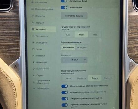 Черный Тесла Модель С, объемом двигателя 0 л и пробегом 141 тыс. км за 20000 $, фото 2 на Automoto.ua