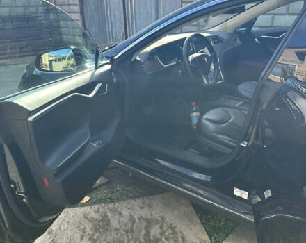Черный Тесла Модель С, объемом двигателя 0 л и пробегом 103 тыс. км за 17500 $, фото 7 на Automoto.ua
