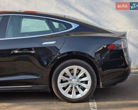 Черный Тесла Модель С, объемом двигателя 0 л и пробегом 60 тыс. км за 16990 $, фото 16 на Automoto.ua