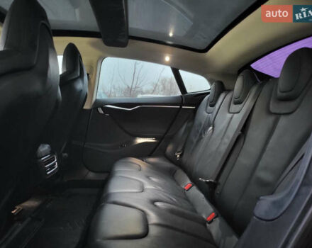 Чорний Тесла Модель С, об'ємом двигуна 0 л та пробігом 120 тис. км за 13900 $, фото 13 на Automoto.ua