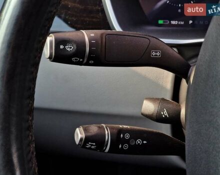 Черный Тесла Модель С, объемом двигателя 0 л и пробегом 60 тыс. км за 16990 $, фото 41 на Automoto.ua