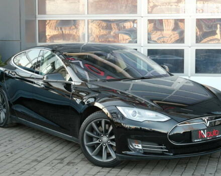 Чорний Тесла Модель С, об'ємом двигуна 0 л та пробігом 160 тис. км за 15900 $, фото 12 на Automoto.ua