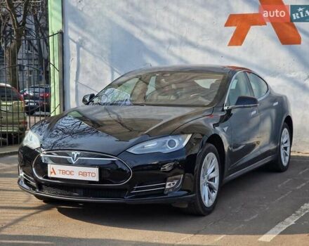 Черный Тесла Модель С, объемом двигателя 0 л и пробегом 60 тыс. км за 16990 $, фото 4 на Automoto.ua