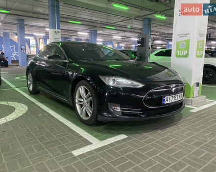 Черный Тесла Модель С, объемом двигателя 0 л и пробегом 210 тыс. км за 10000 $, фото 1 на Automoto.ua
