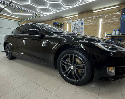 Чорний Тесла Модель С, об'ємом двигуна 0 л та пробігом 145 тис. км за 15900 $, фото 1 на Automoto.ua
