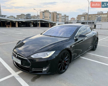Черный Тесла Модель С, объемом двигателя 0 л и пробегом 55 тыс. км за 17900 $, фото 16 на Automoto.ua