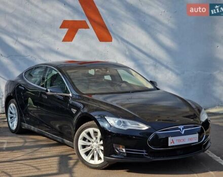 Черный Тесла Модель С, объемом двигателя 0 л и пробегом 60 тыс. км за 16990 $, фото 8 на Automoto.ua