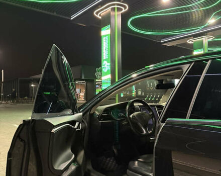 Чорний Тесла Модель С, об'ємом двигуна 0 л та пробігом 127 тис. км за 12000 $, фото 7 на Automoto.ua