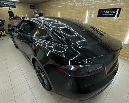 Чорний Тесла Модель С, об'ємом двигуна 0 л та пробігом 145 тис. км за 15900 $, фото 7 на Automoto.ua