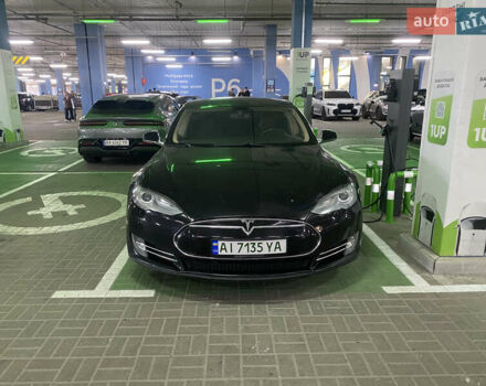 Черный Тесла Модель С, объемом двигателя 0 л и пробегом 210 тыс. км за 10000 $, фото 12 на Automoto.ua