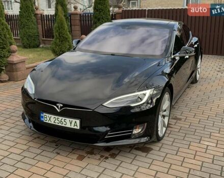 Черный Тесла Модель С, объемом двигателя 0 л и пробегом 350 тыс. км за 12500 $, фото 1 на Automoto.ua