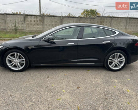 Тесла Модель С 2014 в Одессе на Automoto.ua Черный Тесла Модель С, объемом двигателя 0 л и пробегом 205 тыс. км за 14000 $, фото 3 на Automoto.ua