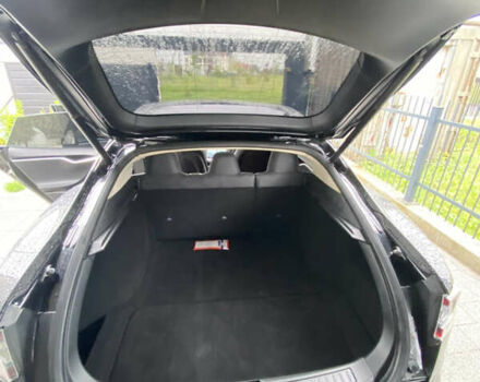 Тесла Модель С 2014 в Ровно на Automoto.ua Черный Тесла Модель С, объемом двигателя 0 л и пробегом 215 тыс. км за 11700 $, фото 25 на Automoto.ua