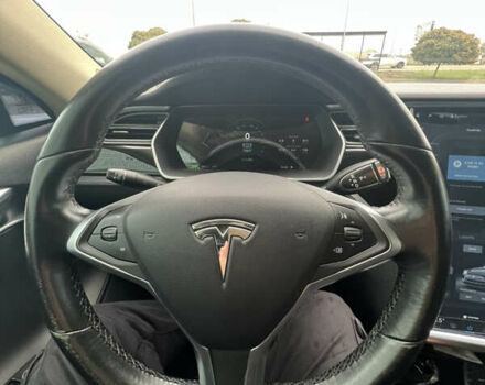 Черный Тесла Модель С, объемом двигателя 0 л и пробегом 210 тыс. км за 10000 $, фото 26 на Automoto.ua