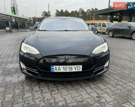 Черный Тесла Модель С, объемом двигателя 0 л и пробегом 220 тыс. км за 13700 $, фото 2 на Automoto.ua